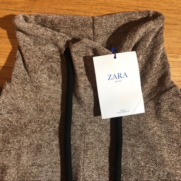 Zara Poncho sweater with sleeves - Picture 4 of 7